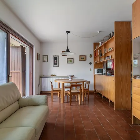 Casa Marisa - In Con Piscina Daire *