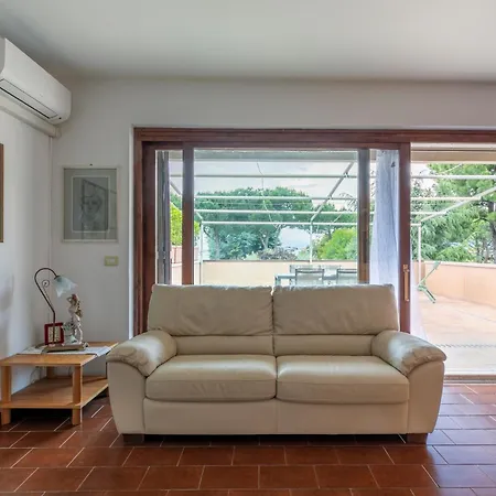Daire Casa Marisa - In Con Piscina *